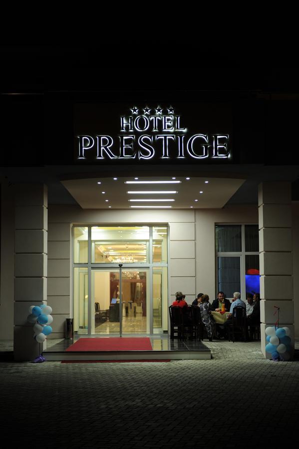 Hotel Prestige ストルガ エクステリア 写真